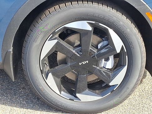 New 2025 Kia Sorento EX w/ EX Panoramic Sunroof Package image 6