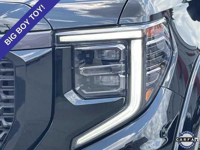Used 2023 GMC Sierra 1500 AT4 w/ AT4 Premium Package AWD/4WD image 9