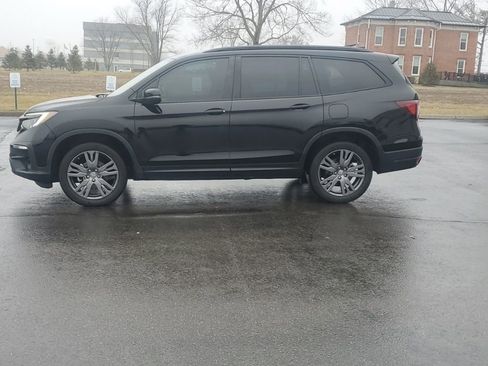 Used 2022 Honda Pilot Sport image 4