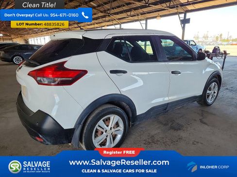 Used 2020 Nissan Kicks S image 4