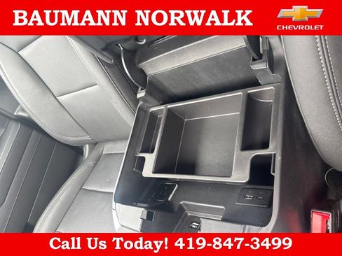 Used 2023 GMC Sierra 1500 SLT w/ SLT Premium Package AWD/4WD image 36