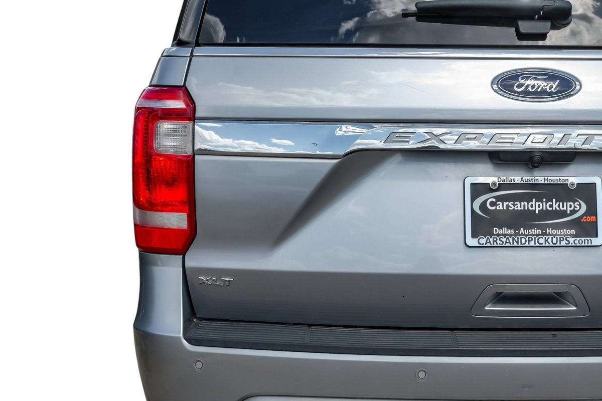 Used 2020 Ford Expedition XLT w/ Equipment Group 202A AWD/4WD image 52