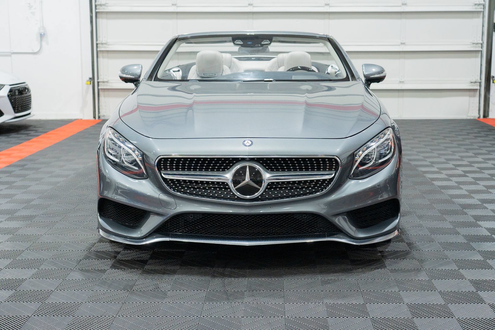 Used 2017 Mercedes-Benz S 550 Cabriolet image 2