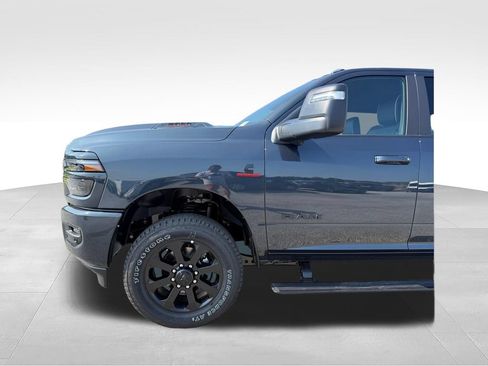 New 2027 RAM 2500 Laramie w/ Night Edition AWD/4WD image 24