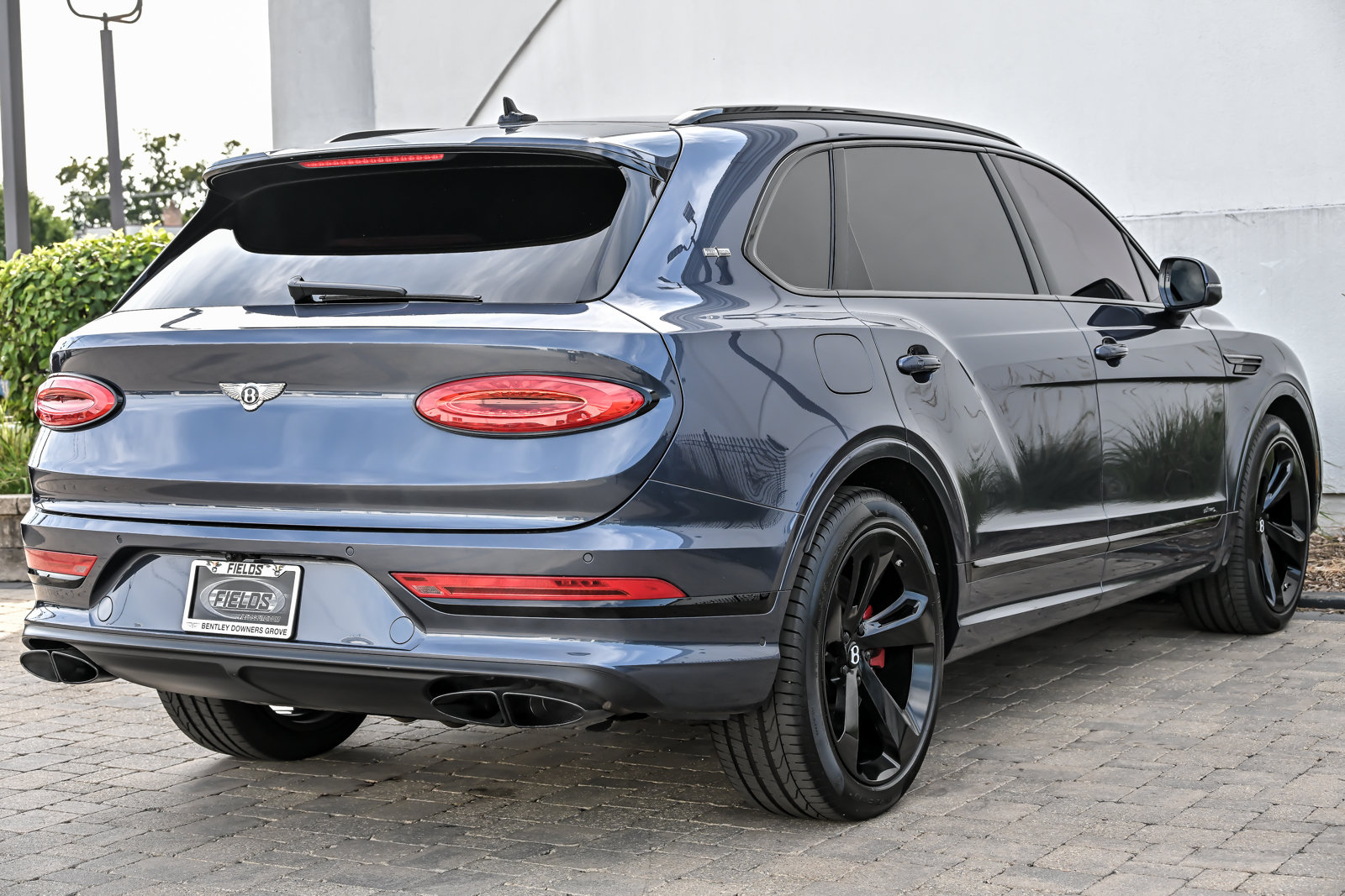 Certified 2023 Bentley Bentayga Extended Wheelbase AWD/4WD image 13