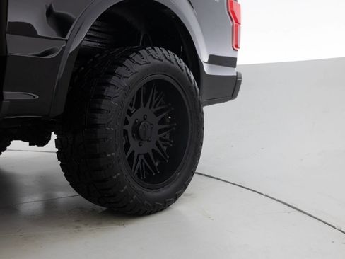 Used 2018 Ford F150 Lariat w/ Equipment Group 502A Luxury image 20