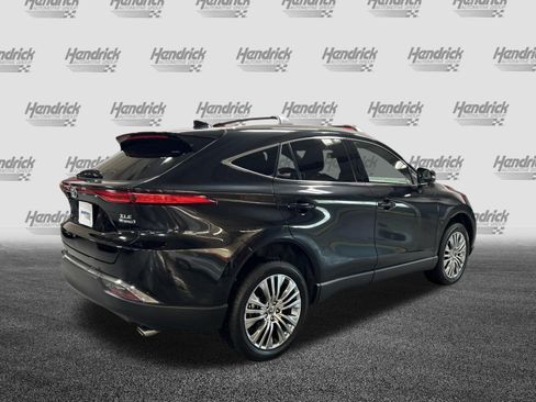 Used 2022 Toyota Venza XLE AWD/4WD image 10