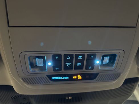 Certified 2025 Ford Explorer Active w/ Active Comfort Package image 37