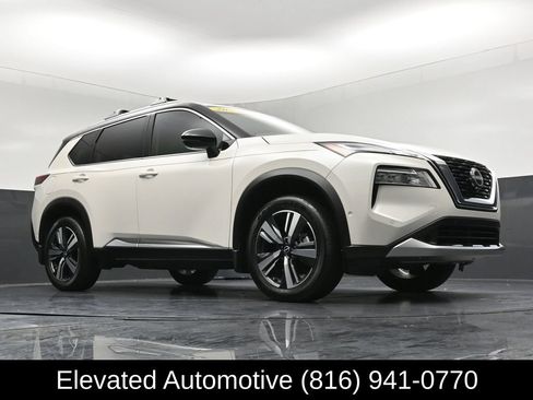 Used 2023 Nissan Rogue Platinum w/ Platinum Premium Package AWD/4WD image 30