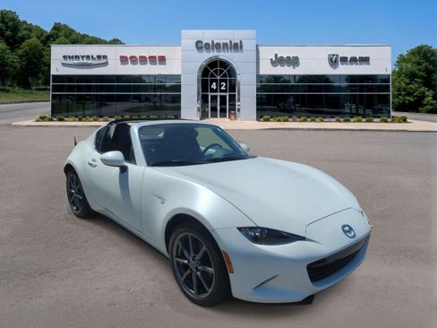 Used 2019 MAZDA MX-5 Miata RF Grand Touring RWD image 32