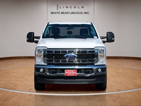 Used 2026 Ford F250 XLT w/ FX4 Off-Road Package AWD/4WD image 2