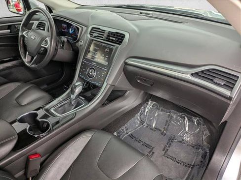 Used 2014 Ford Fusion Titanium FWD image 21