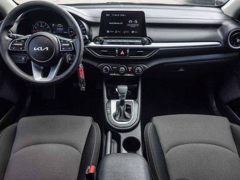 Certified 2023 Kia Forte LXS FWD image 11