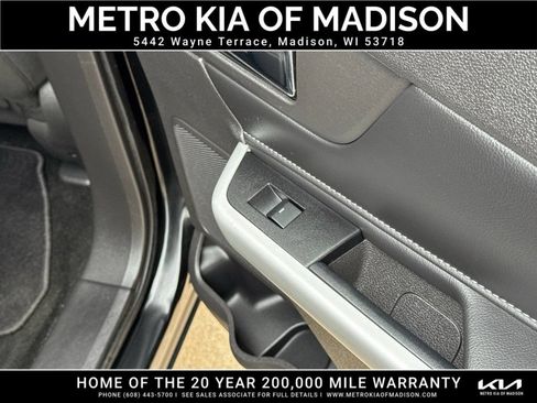 Used 2013 Ford Edge SE FWD image 31