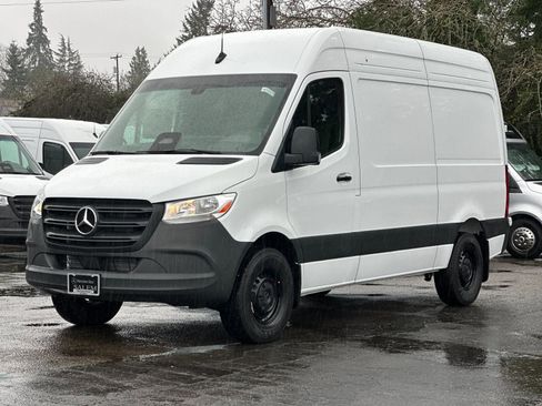 New 2025 Mercedes-Benz Sprinter 2500 image 8