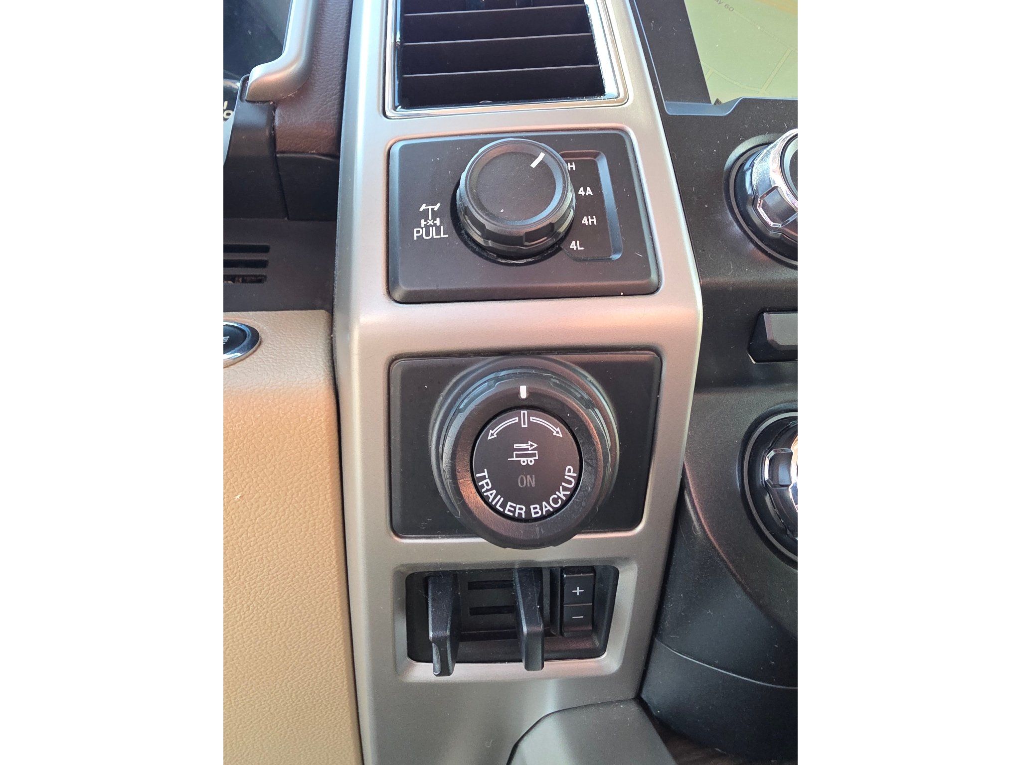 Used 2018 Ford F150 Lariat AWD/4WD image 29