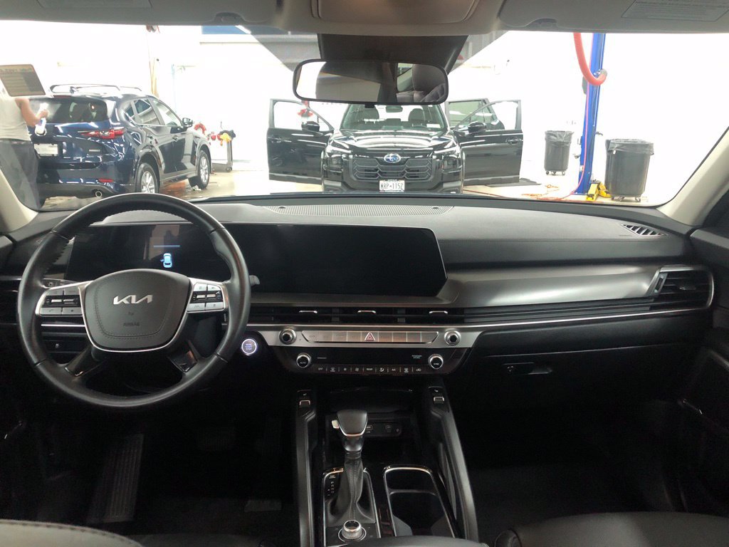 Certified 2023 Kia Telluride S AWD/4WD image 6