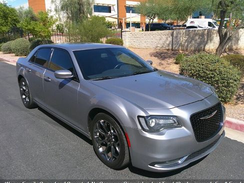 Used 2017 Chrysler 300 S image 1