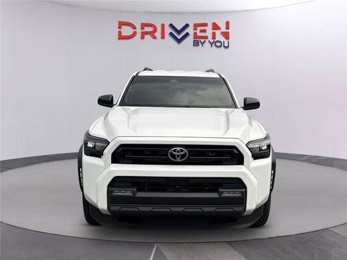 Used 2025 Toyota 4Runner SR5 RWD image 46