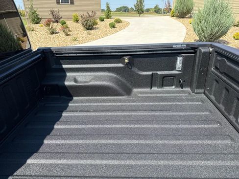 Used 2020 Jeep Gladiator Rubicon image 25