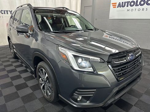 Used 2024 Subaru Forester Limited AWD/4WD image 2