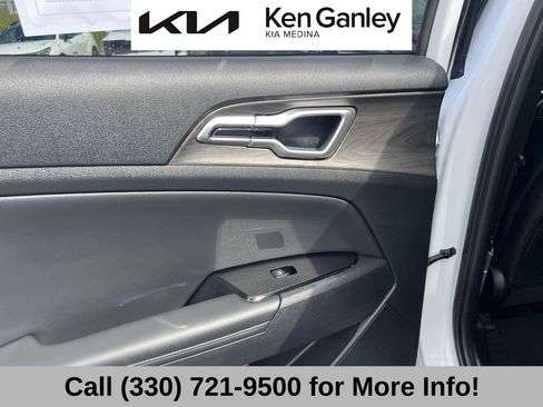 Used 2024 Kia Sportage X-Line w/ X-Line Premium Package image 48