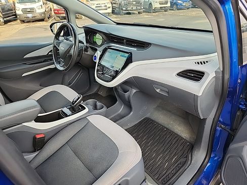 Used 2020 Chevrolet Bolt LT FWD image 30