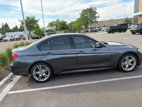 Used 2016 BMW 340i xDrive Sedan AWD/4WD image 3