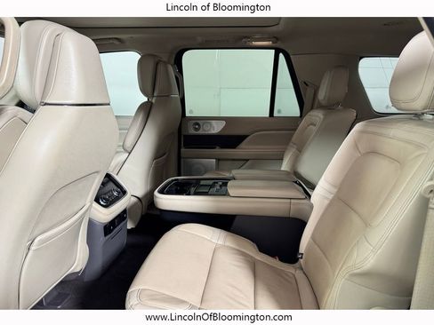 Used 2020 Lincoln Navigator L Reserve w/ Luxury Package image 53