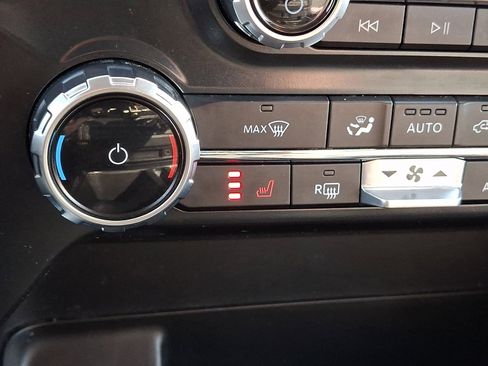 Certified 2022 Ford F150 XLT w/ Equipment Group 302A High image 31