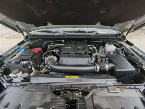 Used 2023 Nissan Frontier PRO-4X w/ Technology Package image 29