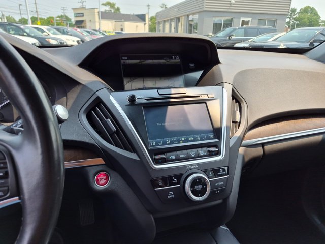 Used 2020 Acura MDX w/ Technology Package AWD/4WD image 16
