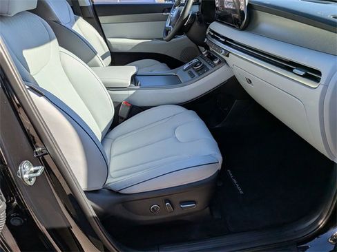 Used 2025 Hyundai Palisade SEL image 34