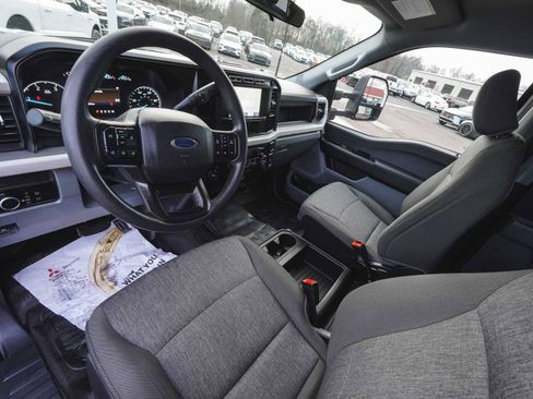 Used 2024 Ford F350 XL w/ Snow Plow/Camper Package image 17