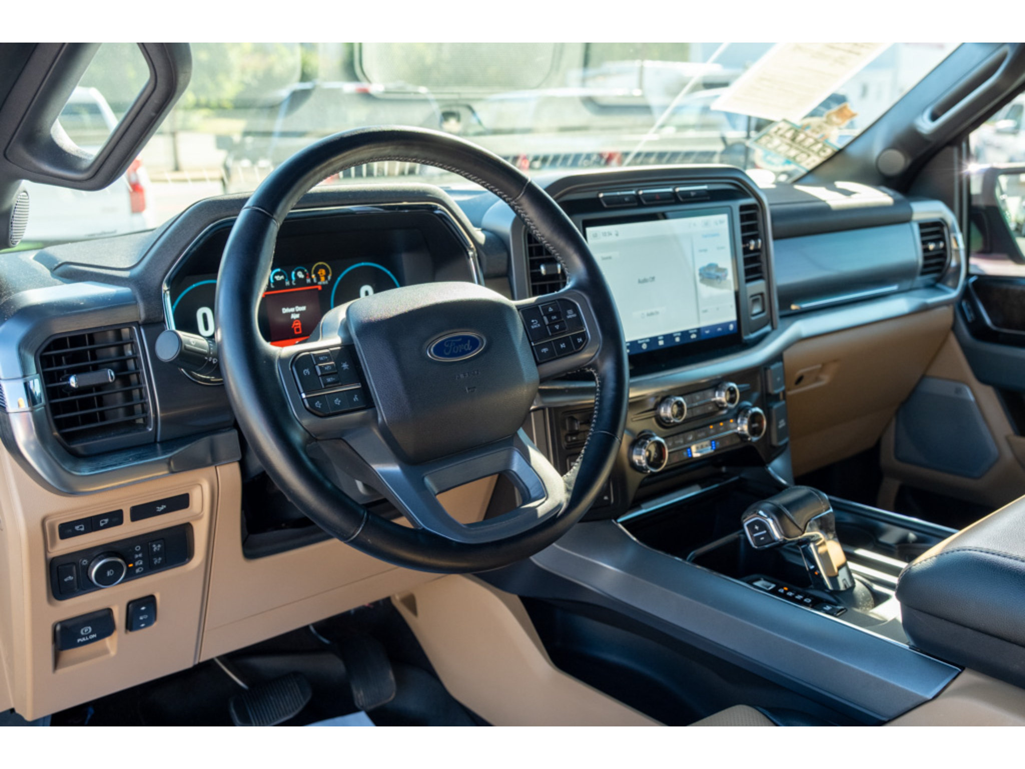 Used 2022 Ford F150 Lariat AWD/4WD image 11
