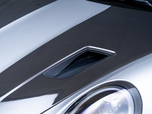 Used 2018 Porsche 911 GT2 RS w/ Weissach Package RWD image 11