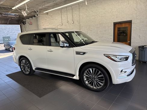 Used 2021 INFINITI QX80 Sensory w/ All-Season Package image 1