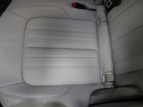 Used 2022 Audi Q5 2.0T Premium w/ Convenience Package image 18