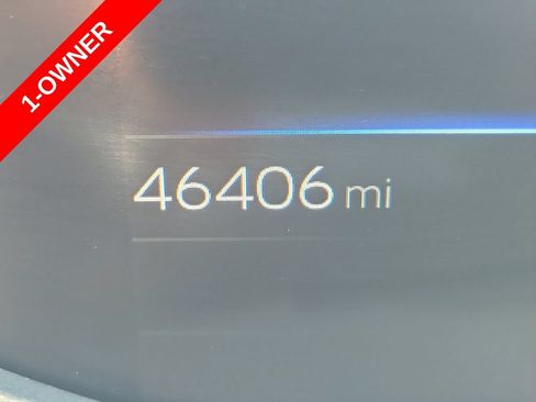 Used 2024 Toyota Prius Prime FWD image 4