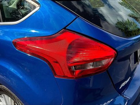 Used 2018 Ford Focus Titanium FWD image 23