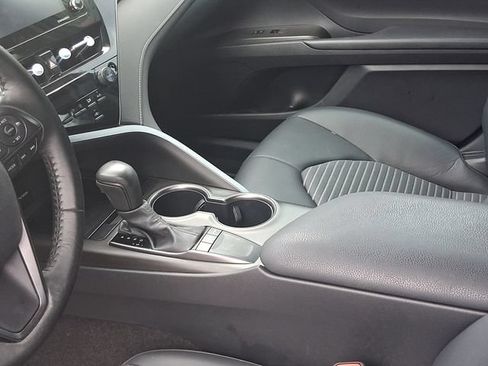 Used 2023 Toyota Camry SE FWD image 15