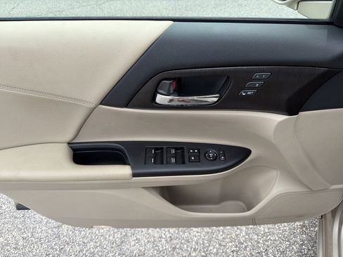 Used 2013 Honda Accord EX-L image 20