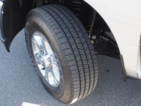 Used 2025 RAM 3500 Big Horn image 8