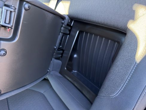 Used 2020 Chevrolet Silverado 1500 RST image 36