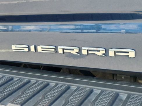 Used 2022 GMC Sierra 3500 Denali w/ Denali Ultimate Package image 8