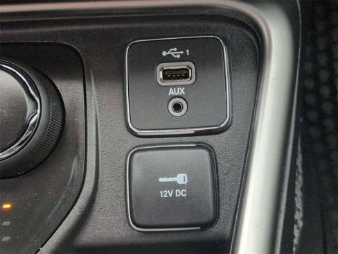 Used 2021 Jeep Compass Latitude w/ Convenience Group image 31