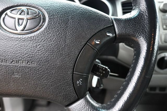 Used 2011 Toyota Tacoma 4x4 Double Cab w/ TRD Sport Pkg w/JBL Audio image 18