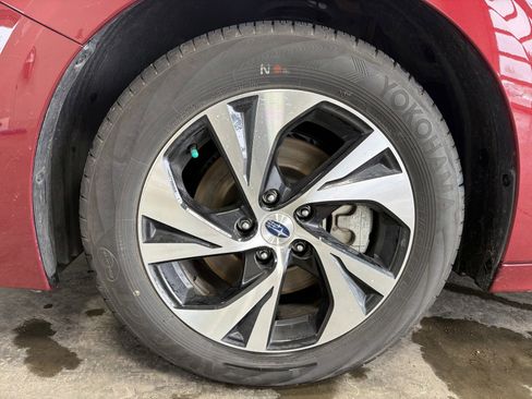 Certified 2025 Subaru Legacy Premium w/ Popular Package #1A image 15