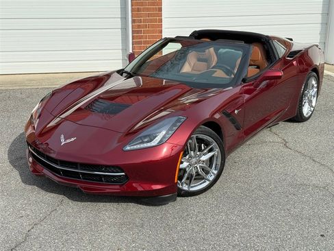 Used 2019 Chevrolet Corvette w/ 2LT Preferred Equipment Group image 5