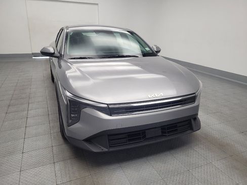Used 2025 Kia K4 FWD image 14